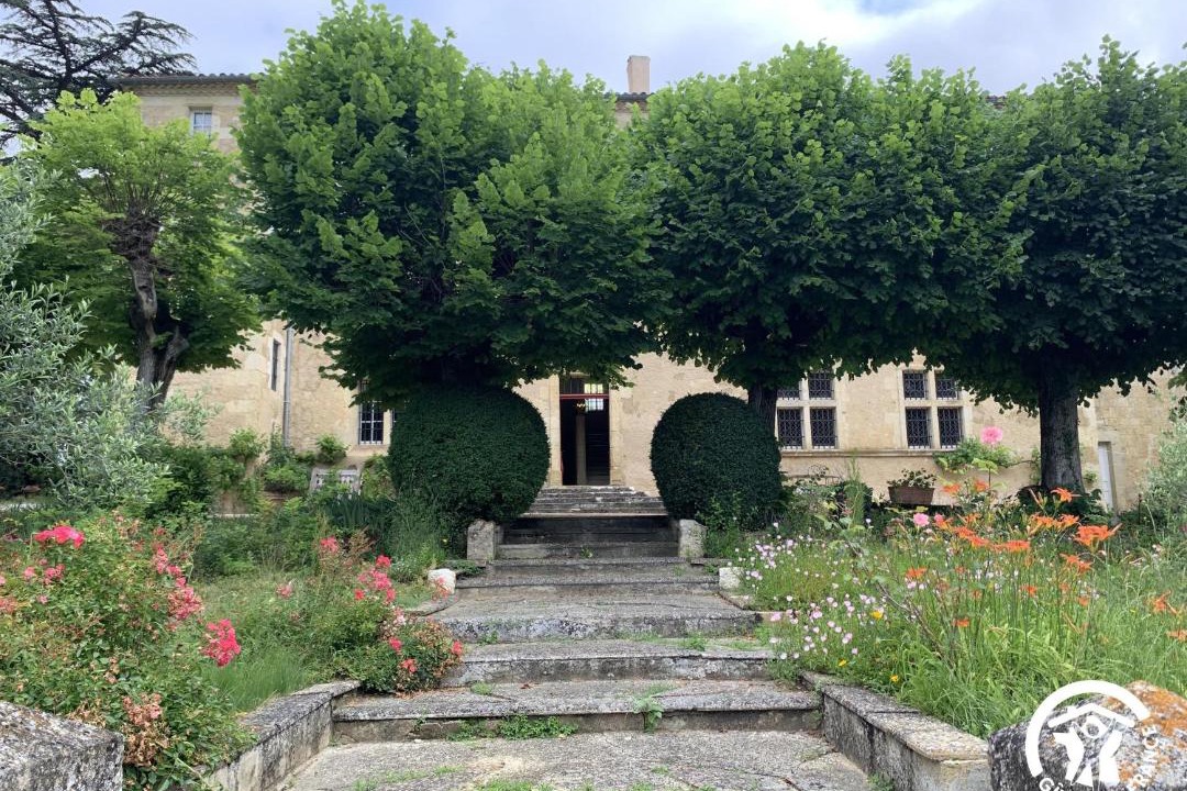 Photo of Others in Castin