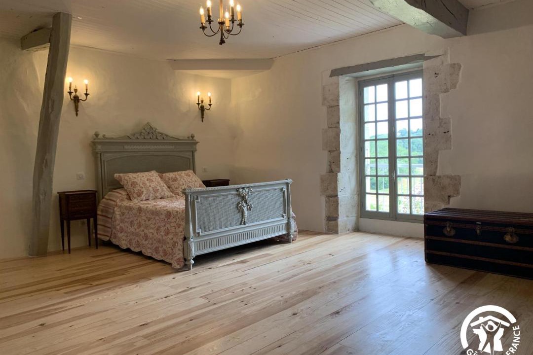 Photo of Others in Castin