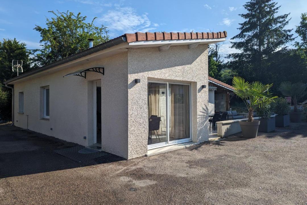 Photo of Buildings in Curel