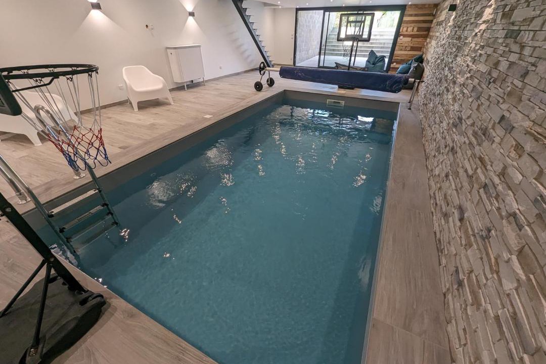 Photo of Outdoor in Curel