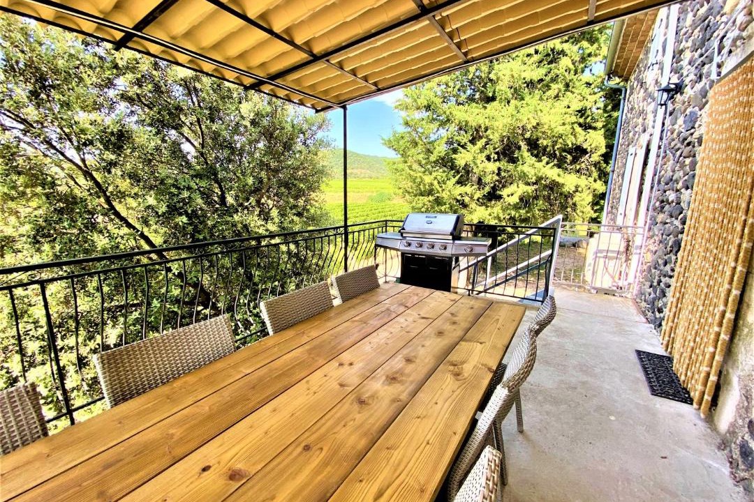 Photo of Patio Balcony in Alba-la-Romaine