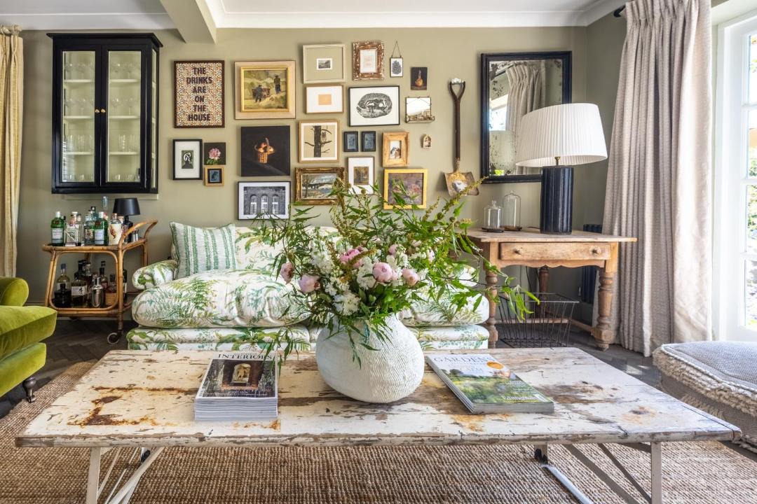 Photo of Livingroom in Sudbury