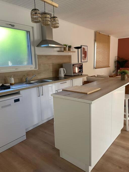 Photo of Kitchen in Saint-Martin-lez-Tatinghem