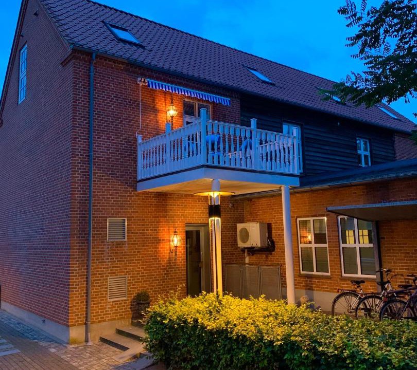 Photo of Others in Holsted