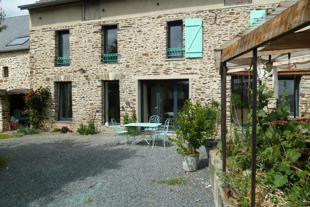 Photo of Others in Saint-Martin-de-Sallen