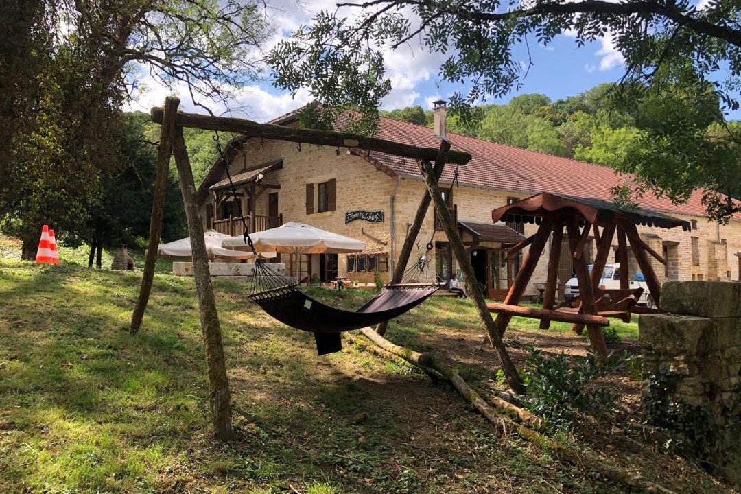 Photo of Others in Le Val-d'Esnoms