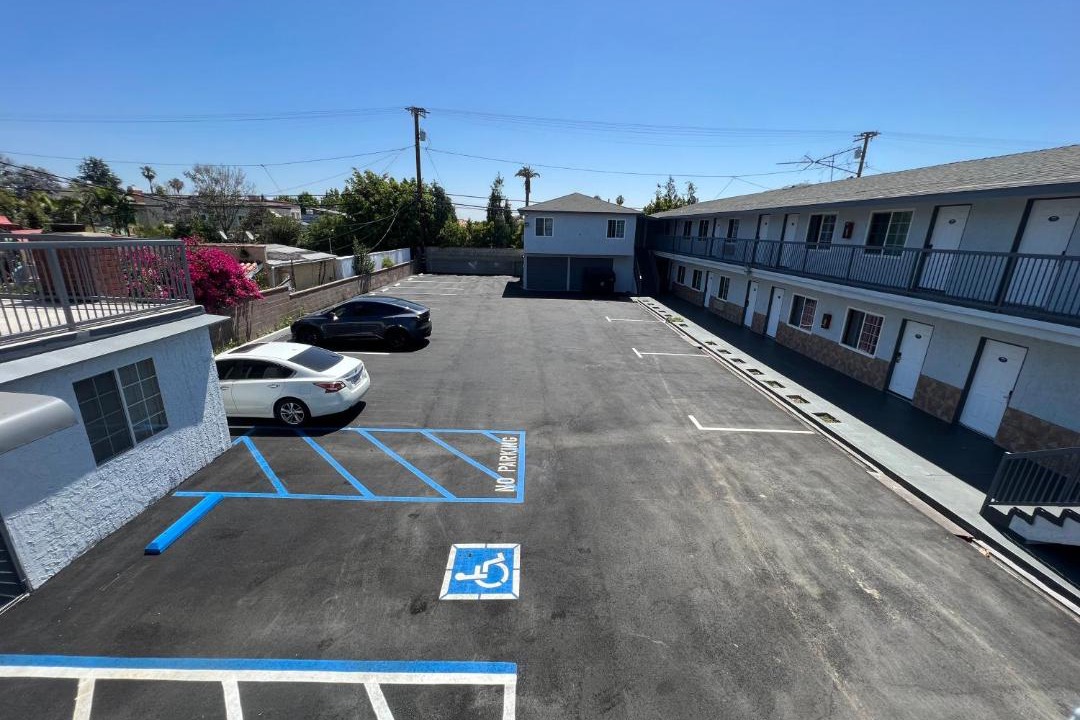 Photo of Others in Bixby Knolls