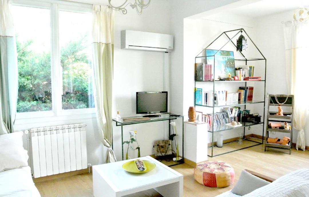 Photo of Others in Molleges