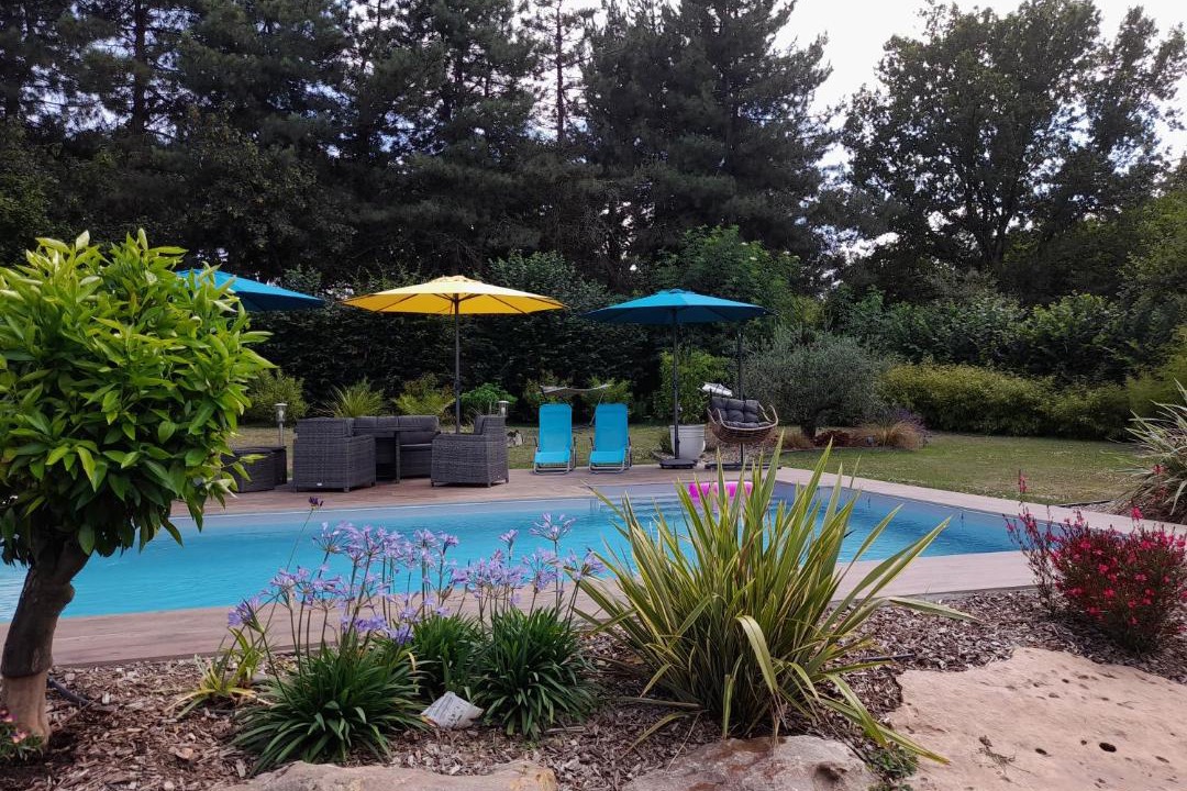 Photo of Others in Angrie