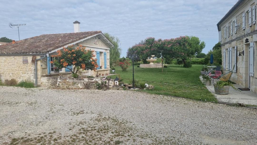 Photo of Others in Bois