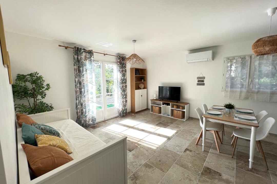 Photo of Livingroom in Loriol-du-Comtat