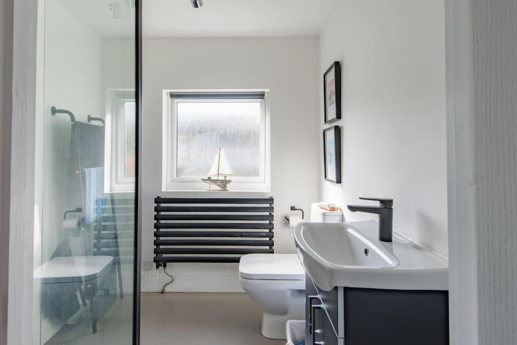 Photo of Bathroom in Great Mongeham