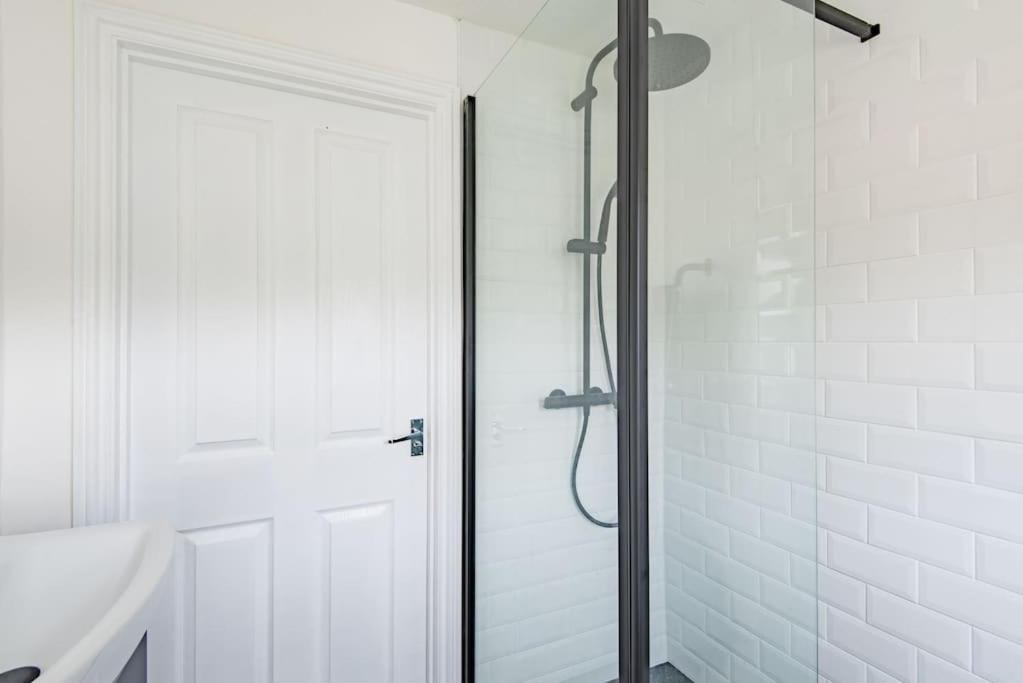 Photo of Bathroom in Great Mongeham