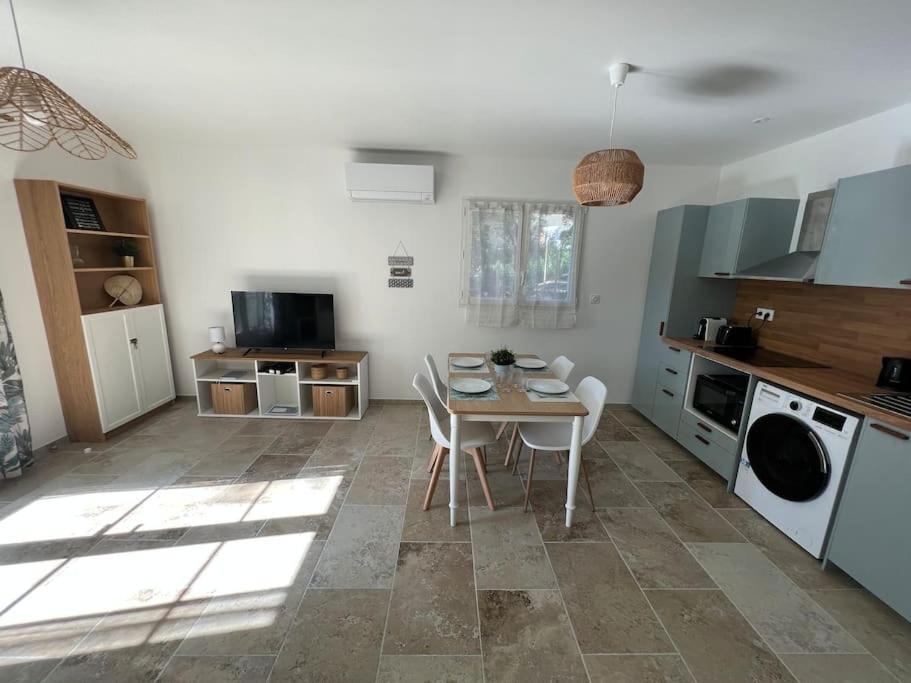 Photo of Livingroom in Loriol-du-Comtat