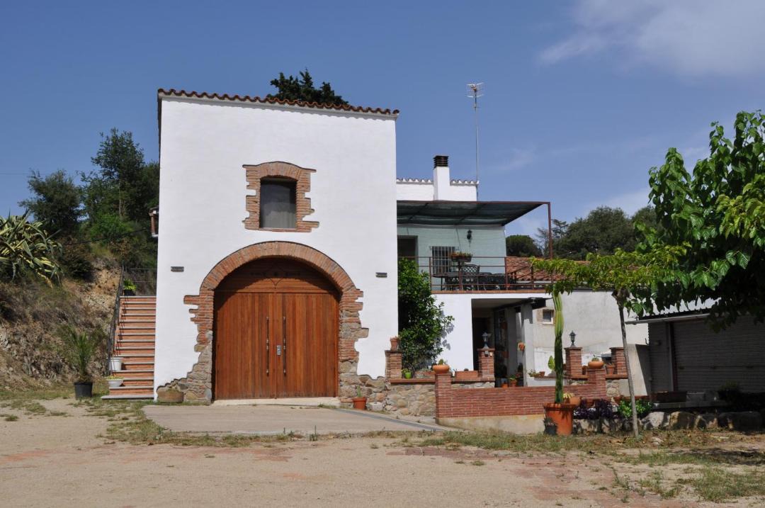Photo of Buildings in Massanes