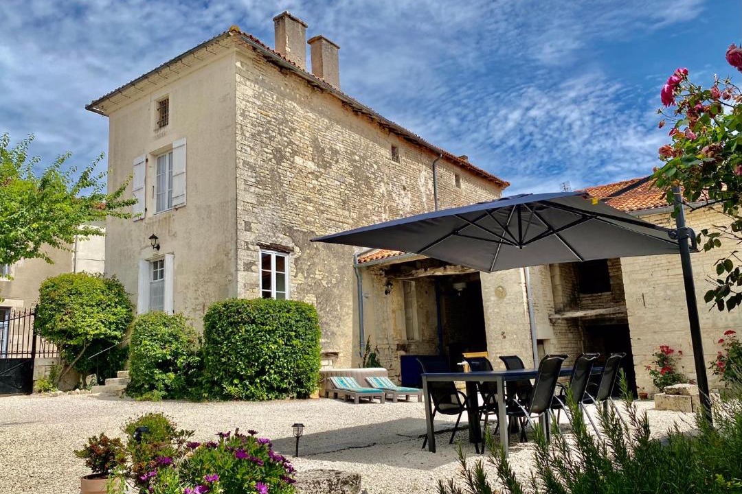 Photo of Others in Tusson