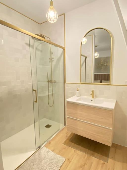 Photo of Bathroom in Quarouble