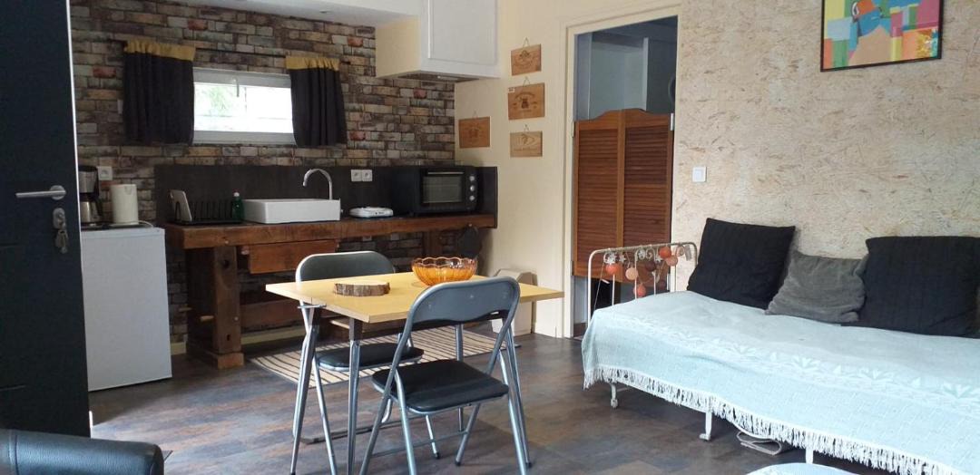 Photo of Others in Checy