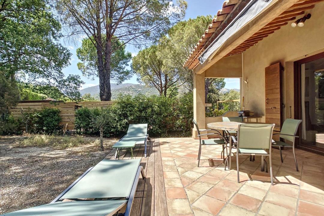 Photo of Others in Preconil