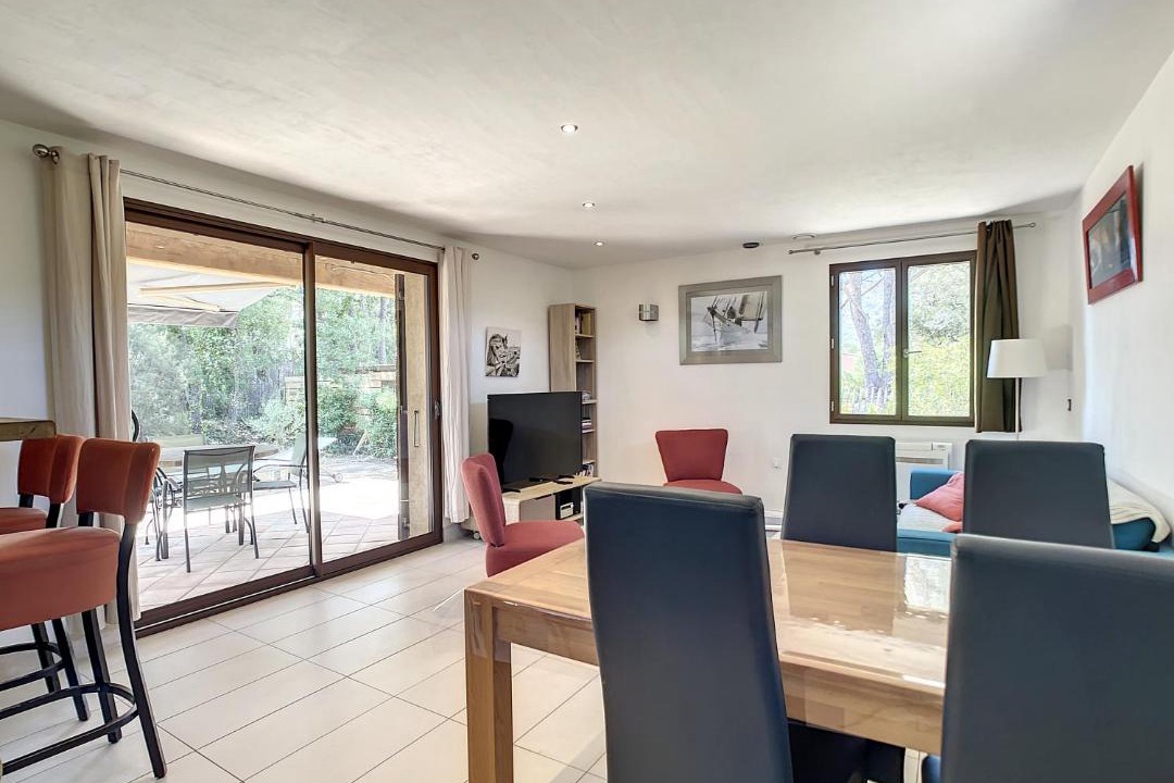 Photo of Others in Preconil