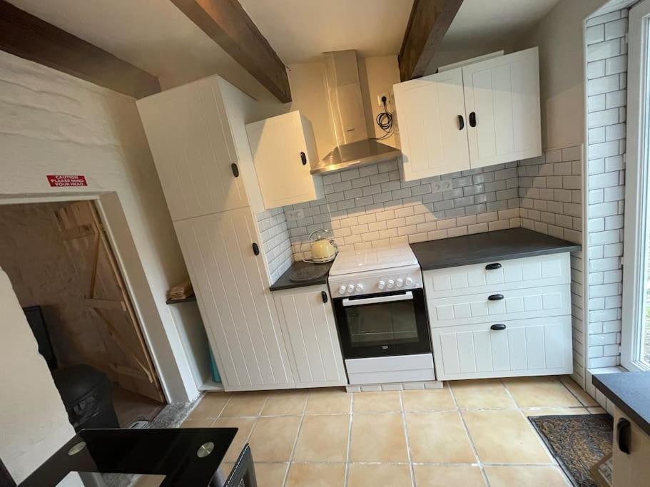 Photo of Kitchen in Saint-Michel-de-Montjoie