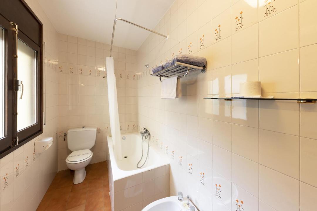 Photo of Bathroom in Encamp