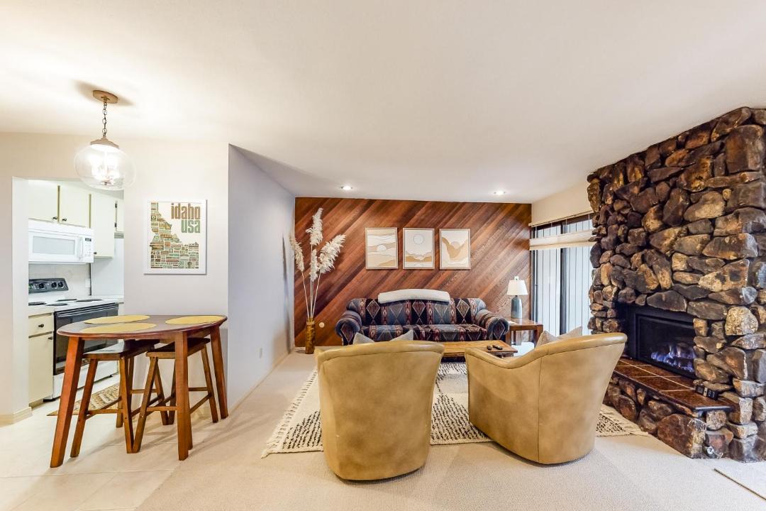 Photo of Others in Warm Springs