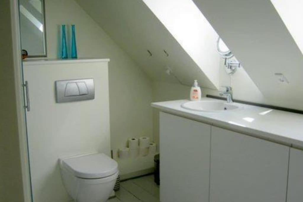Photo of Bathroom in Aeroskobing