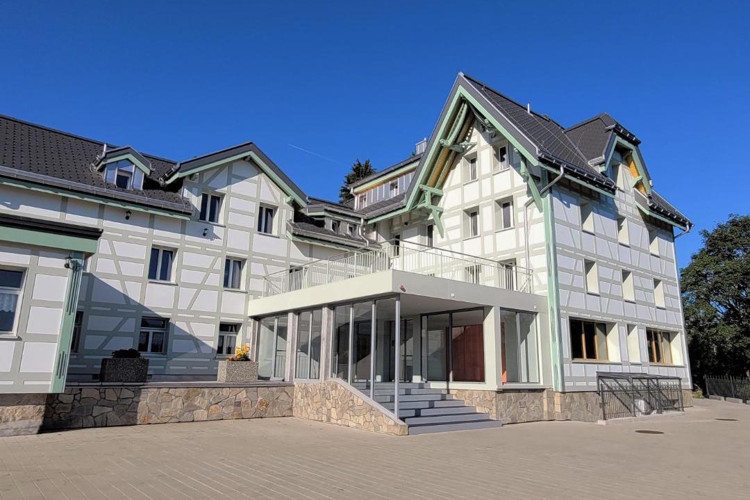 Photo of Others in Quarten