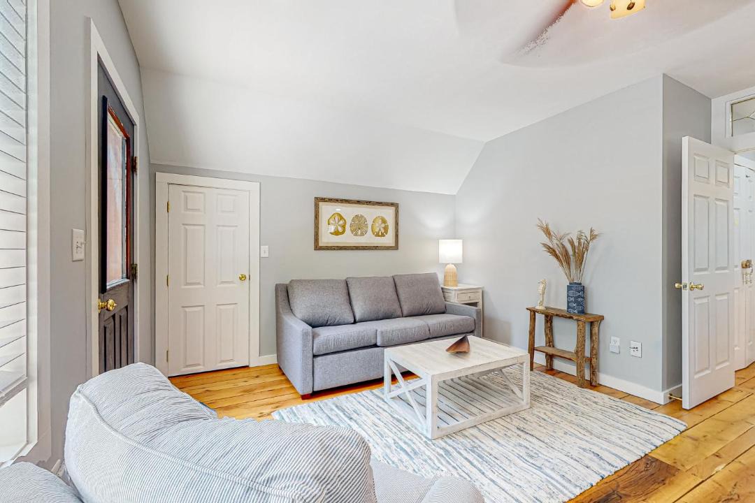 Photo of Others in Tisbury