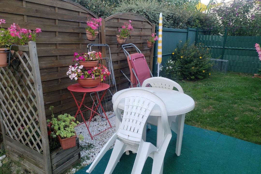 Photo of Others in Etaules