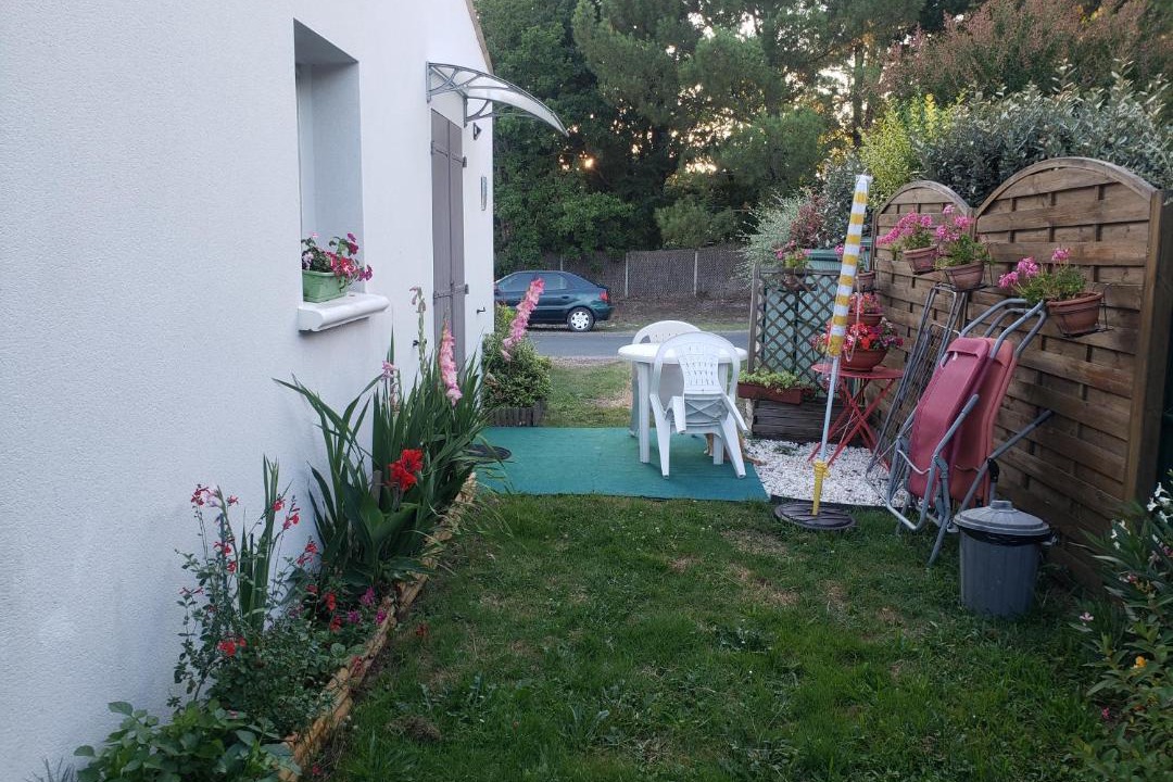 Photo of Others in Etaules