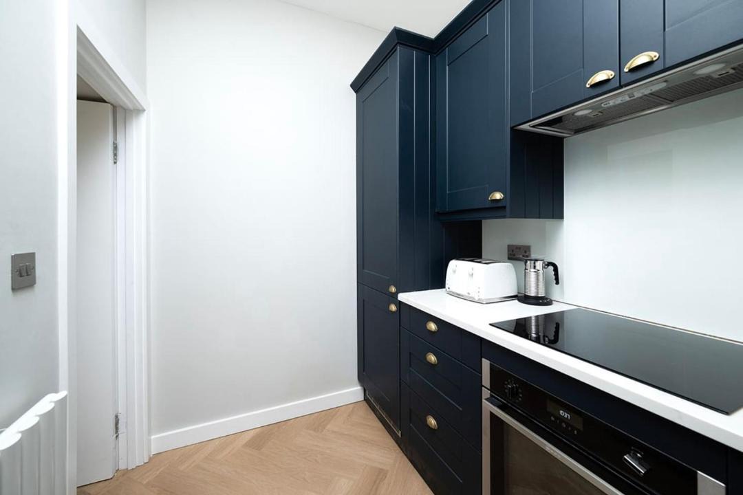 Photo of Others in Childs Hill