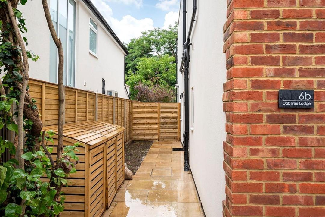 Photo of Others in Childs Hill