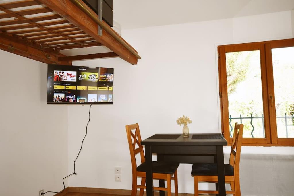 Photo of Livingroom in Bures-sur-Yvette
