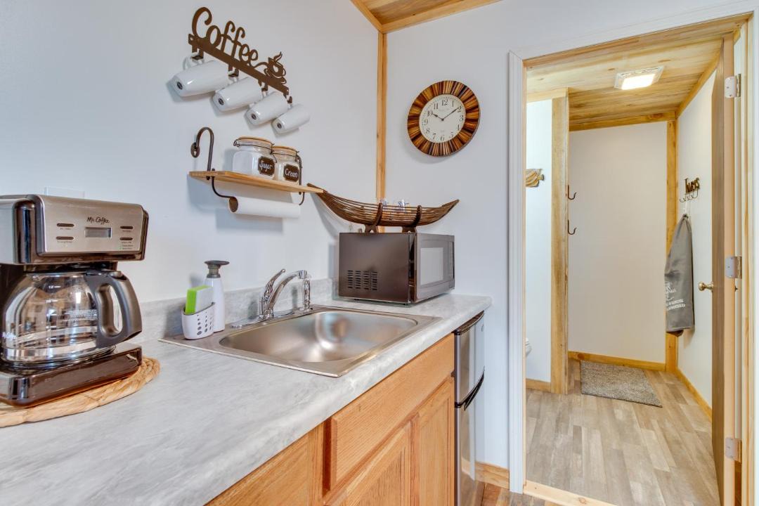 Photo of Others in Lone Rock