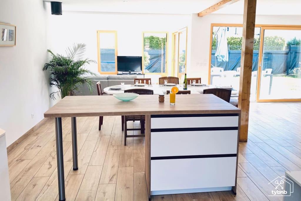 Photo of Others in Vannes