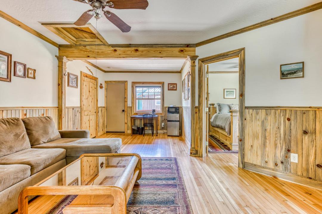 Photo of Others in White Salmon