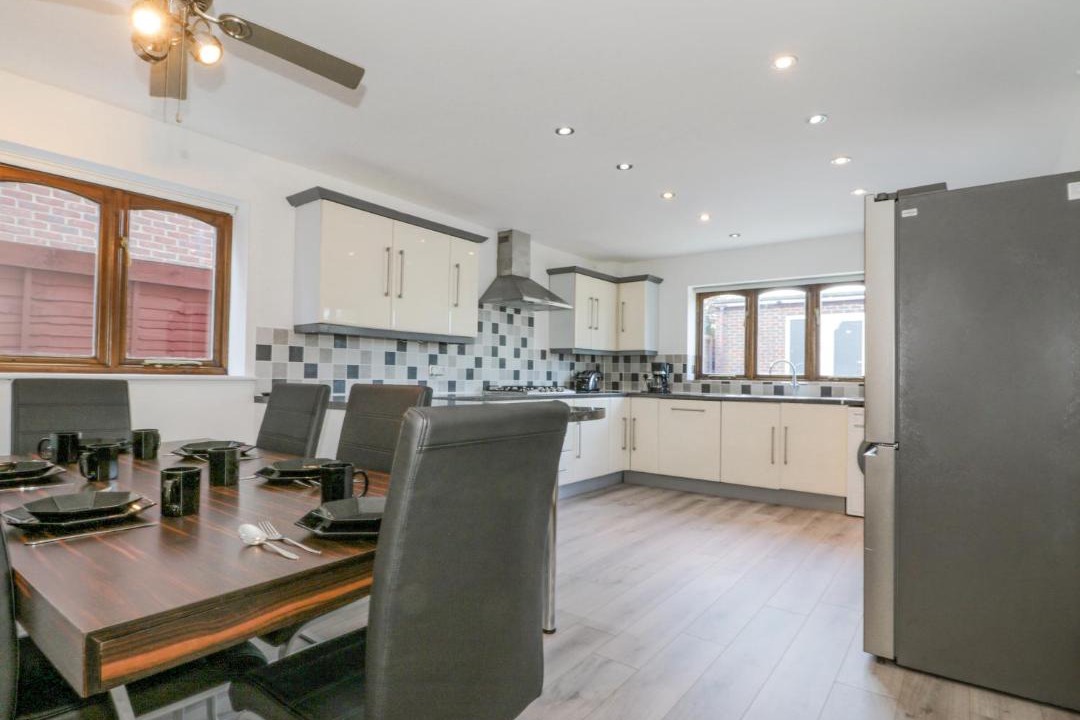 Photo of Livingroom in Sheerness