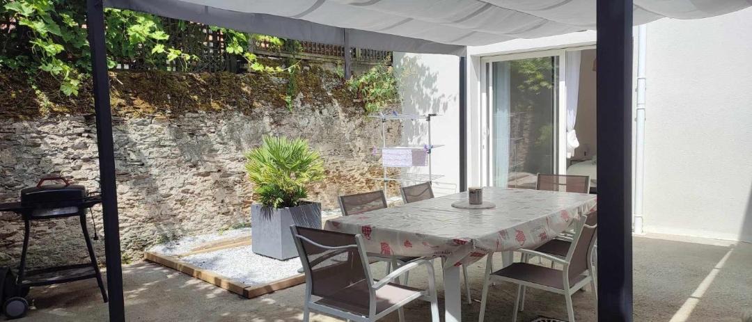 Photo of Patio Balcony in La Rogere