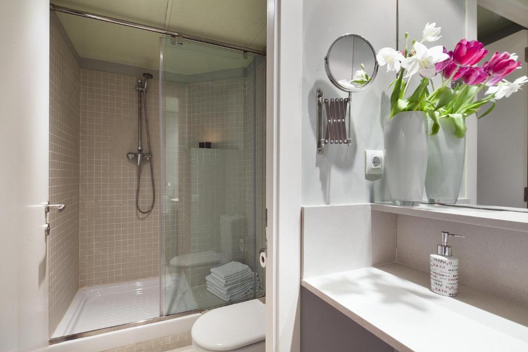 Photo of Bathroom in El Born