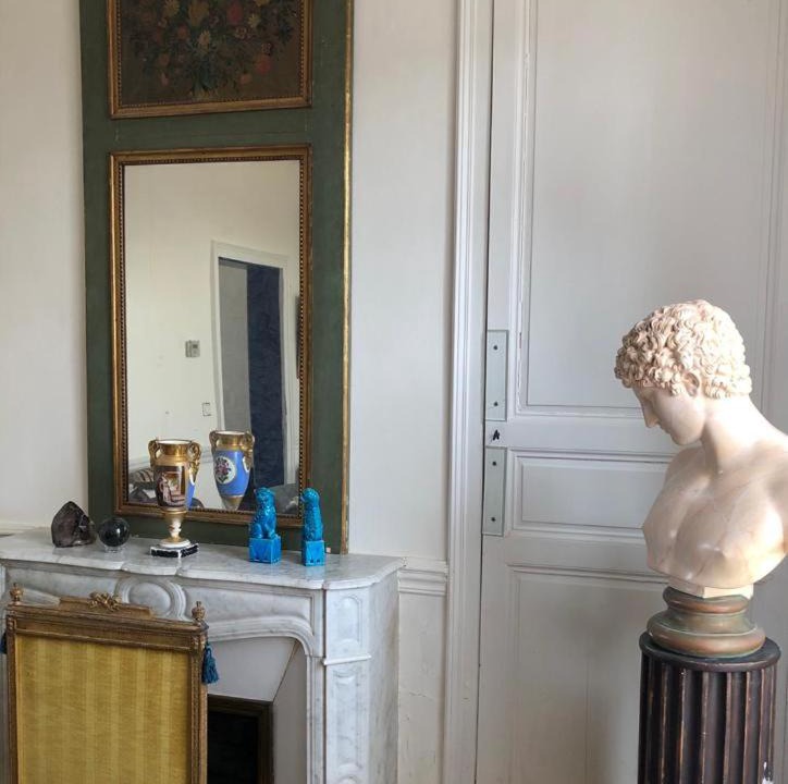 Photo of Others in Haleine