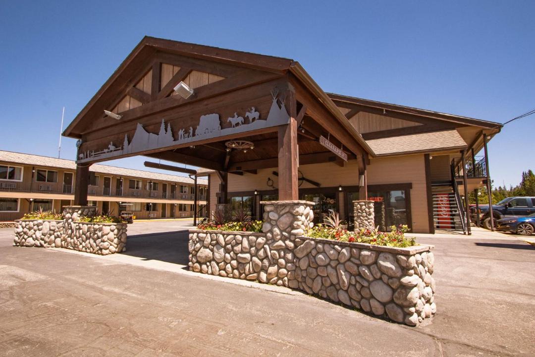 Photo of Others in West Yellowstone