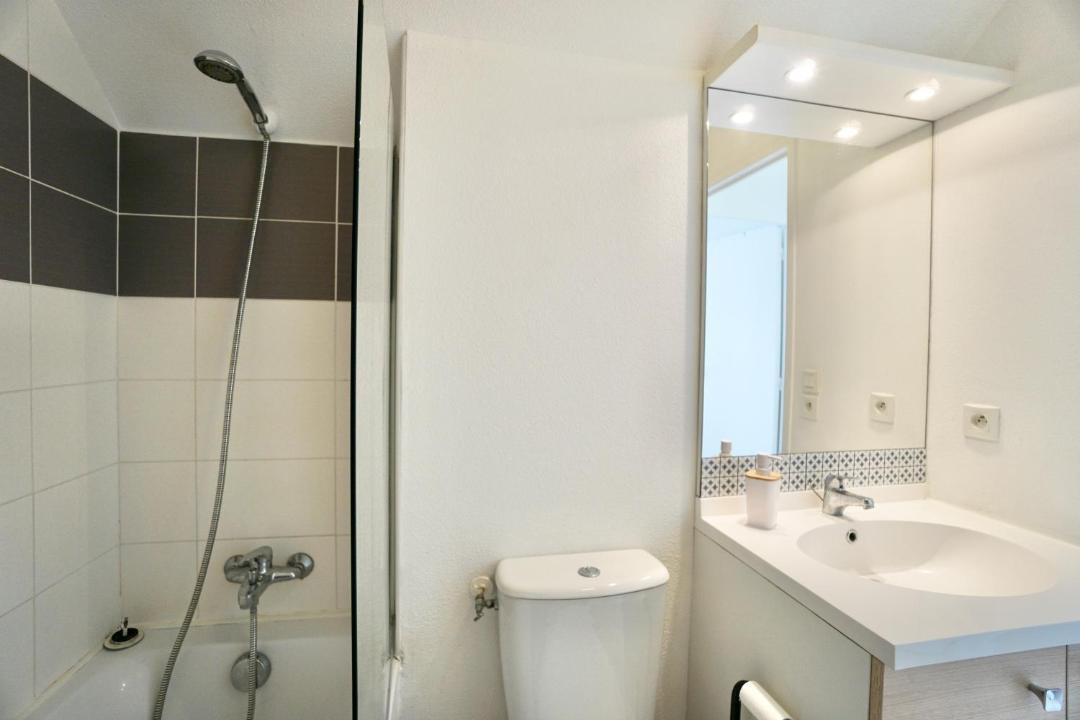 Photo of Bathroom in Queven