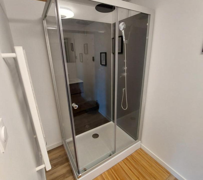 Photo of Others in Branderion