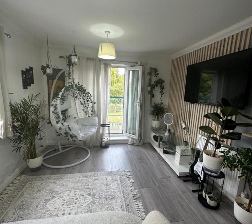 Photo of Others in Alibon