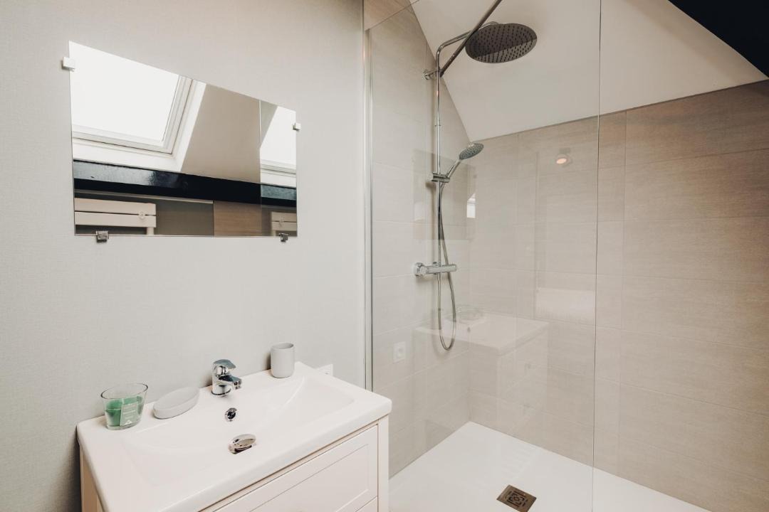 Photo of Others in Samer