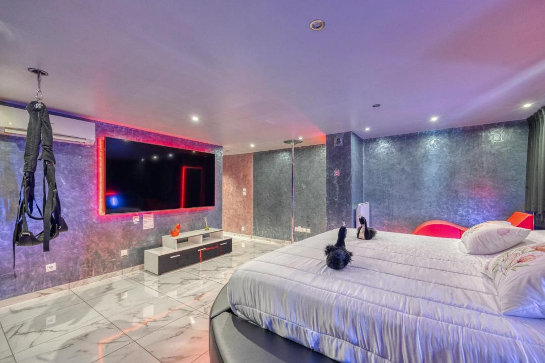 Photo of Others in Quartier Capuche-Allies