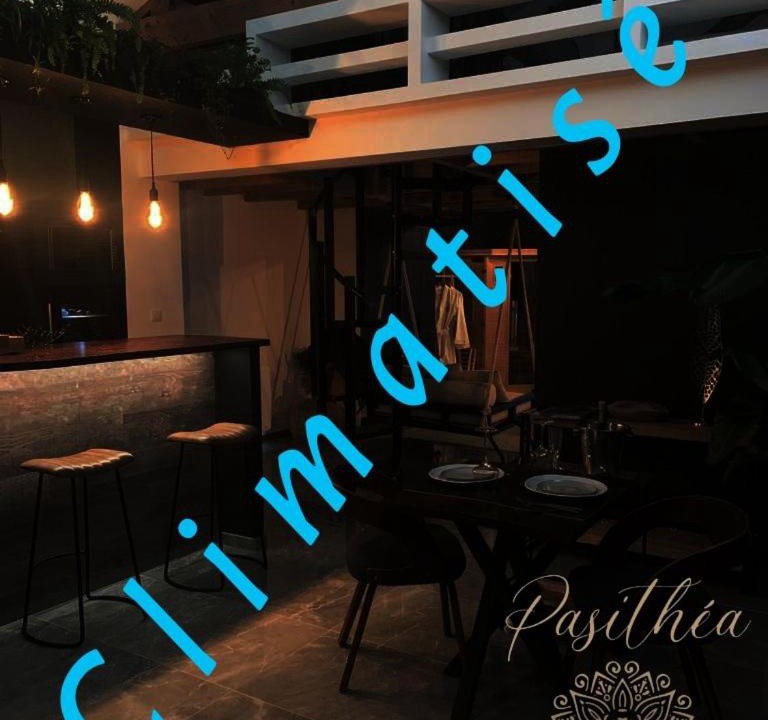 Photo of Patio Balcony in Calais City Center