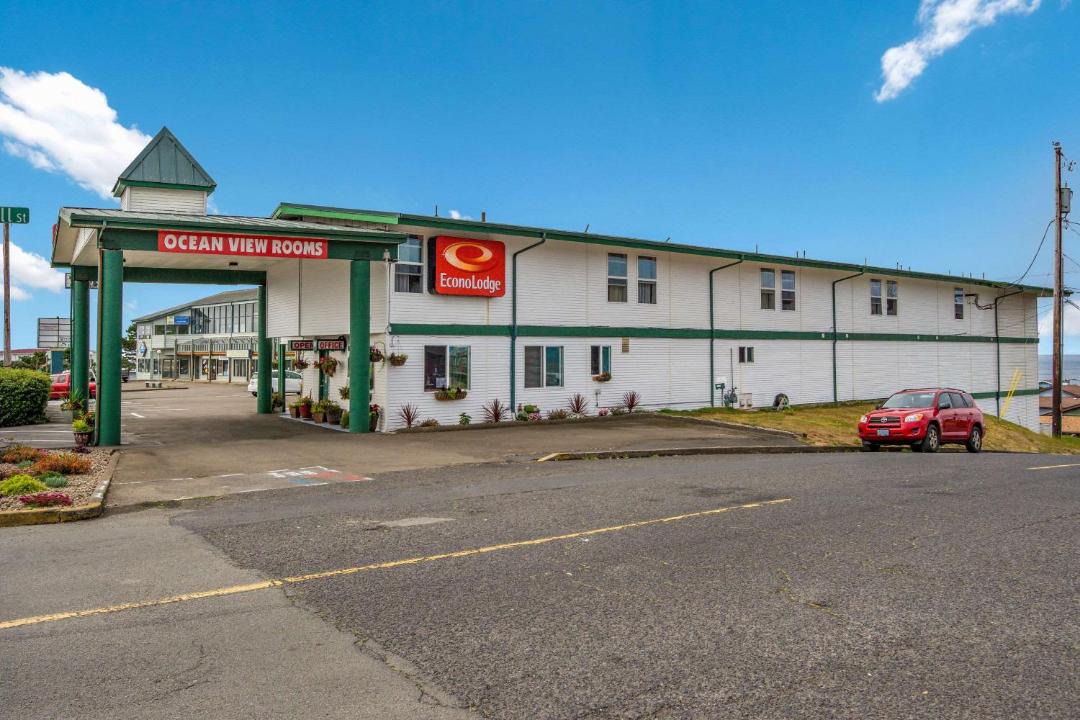 Photo of Others in Newport